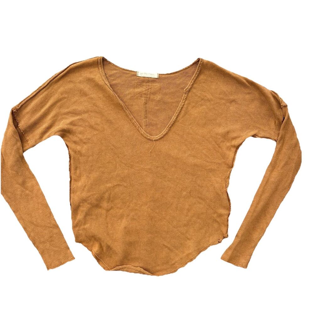 We The Free Size Small Carmel Tan Brown Long Sleeve Tee Shirt V Neck Distressed
